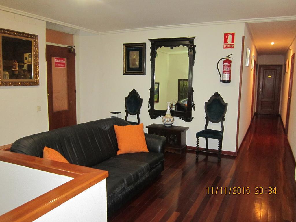 Hotel Los Perales Puebla de Sanabria Eksteriør billede